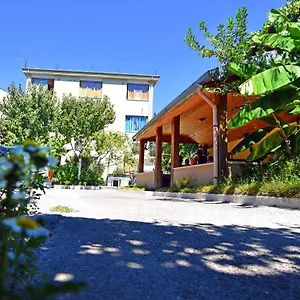 Lovely W/ Ac + Bath. + Kitchen + Parking&garden Shkodra