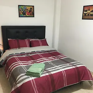Dorado Airport & Accommodatie bij particulieren Bogota