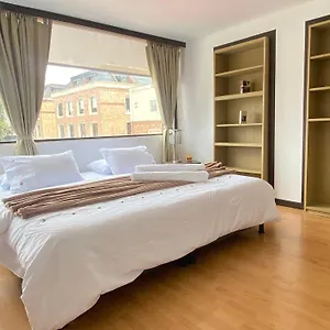 apartamento-parque-93-2-habitaciones.hotels-bogota.net/
