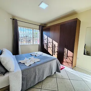  Apartamento Residencial Cristina's-apartamentos De 2-3 Quartos Equipados Com Wifi Garagem-excelente Localizacao Brasil